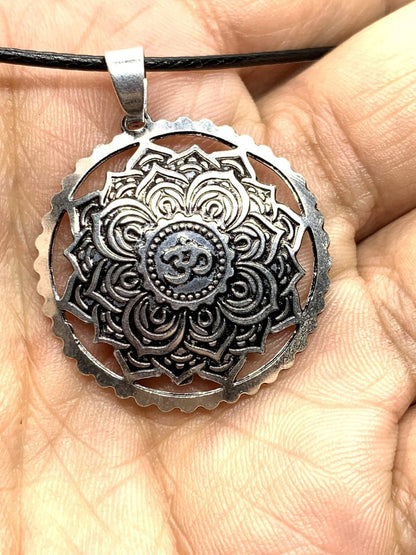 BUDDHA SILVER PENDANT - NECKLACE